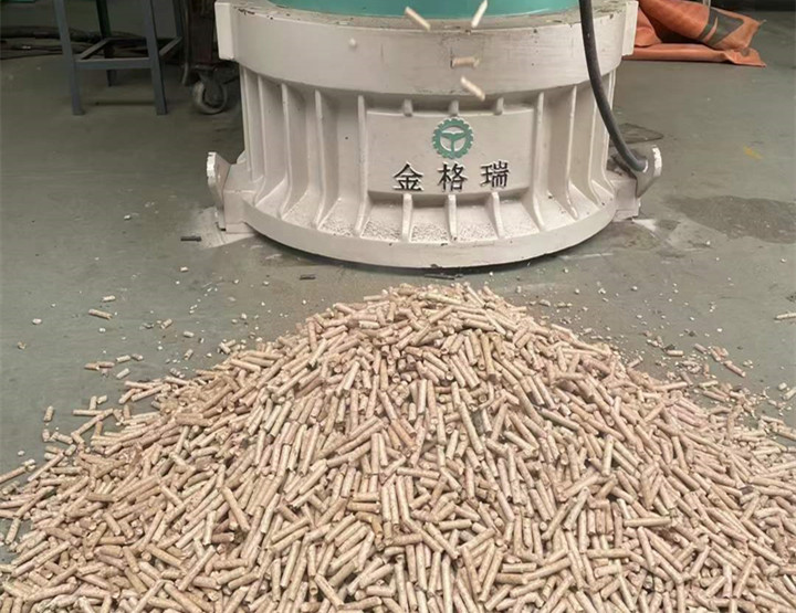 木屑顆粒機加工環保燃料顆粒，用綠色昭示未來